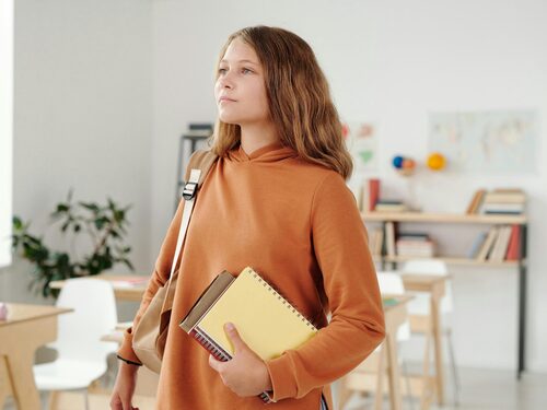 pexels-max-fischer-5211433